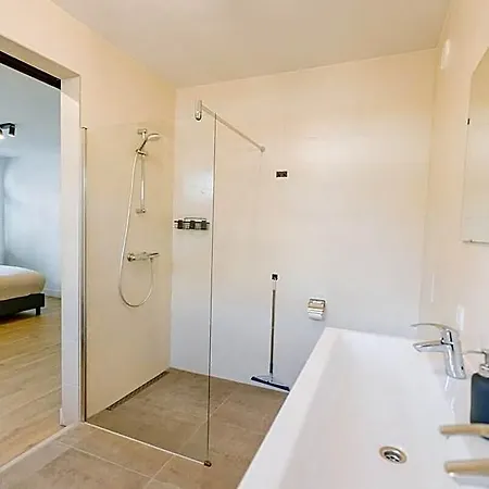 Hotel Luxurious Park At Sloterweg 777 4*